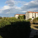 With Parking Space - 7057 Apartmán Umag