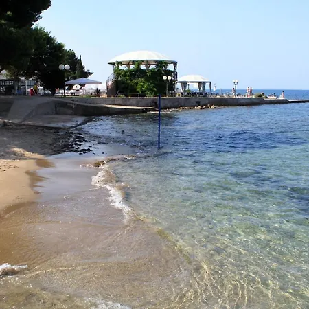 With A Parking Space - 7057 Umag