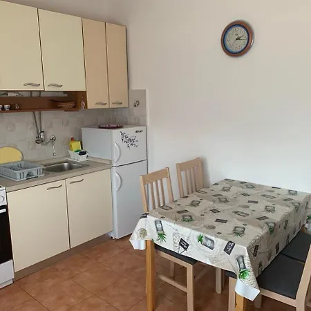 Daire With Parking Space - 7057 Umag