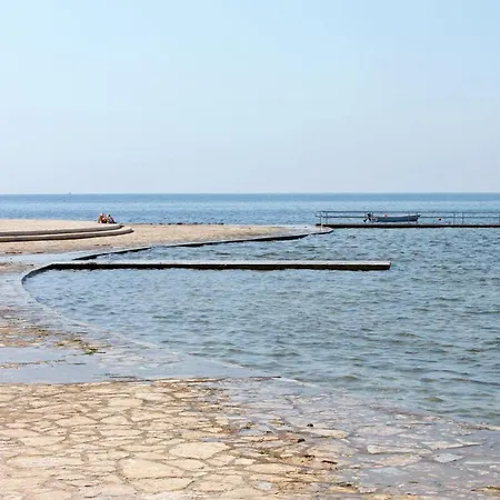 Appartement With Parking Space - 7057 *