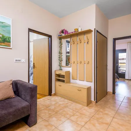 With Parking Space - 7057 Umag